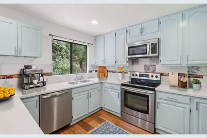 21564 Mary Alice Way, Los Gatos, CA 95033 - Photo 5