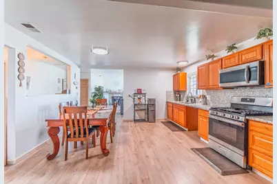 336 Rainier Dr, Salinas, CA 93906 - Photo 11