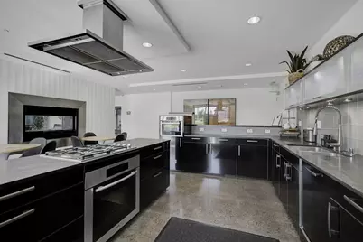 88 E San Fernando 905, San Jose, CA 95113 - Photo 35