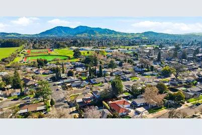 3997 Mulberry Dr, Concord, CA 94519 - Photo 41