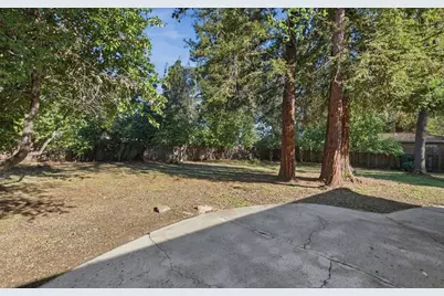 643 Jay St, Los Altos, CA 94022 - Photo 23