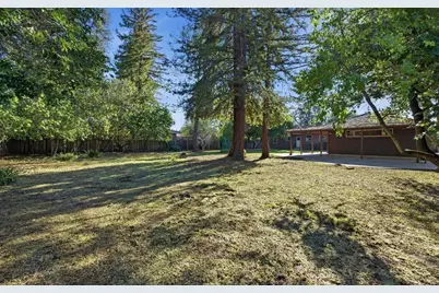 643 Jay St, Los Altos, CA 94022 - Photo 25