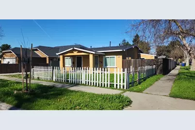 102 Oak St, Modesto, CA 95351 - Photo 1
