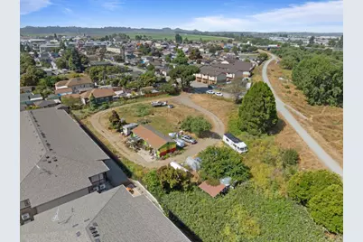 124 Gonda St, Royal Oaks, CA 95076 - Photo 5