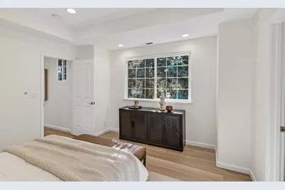 829 Moraga Dr, Mountain View, CA 94041 - Photo 15