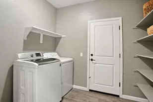 2061 Doncaster Ct, Olivehurst, CA 95961 - Photo 23