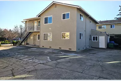 551 Northlake Dr, San Jose, CA 95117 - Photo 17