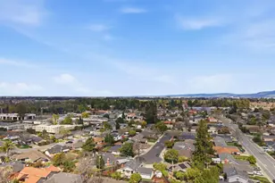 150 Kit Carson Ct, Santa Clara, CA 95050 - Photo 31