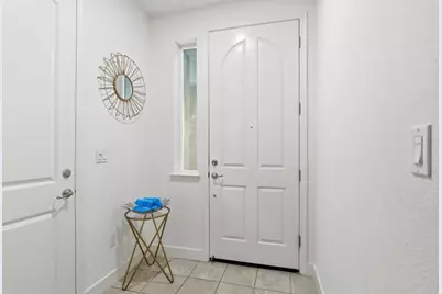 1654 Latitude Dr 2, San Jose, CA 95124 - Photo 5