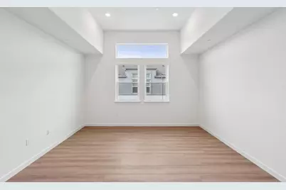 817 Wisteria Ct, San Jose, CA 95117 - Photo 37