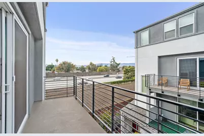 817 Wisteria Ct, San Jose, CA 95117 - Photo 25