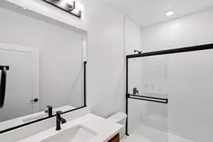 817 Wisteria Ct, San Jose, CA 95117 - Photo 17