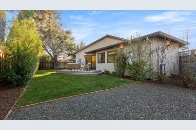 1677 Middleton Ave, Los Altos, CA 94024 - Photo 37