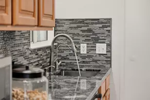 1571 Rebel Way, San Jose, CA 95118 - Photo 15