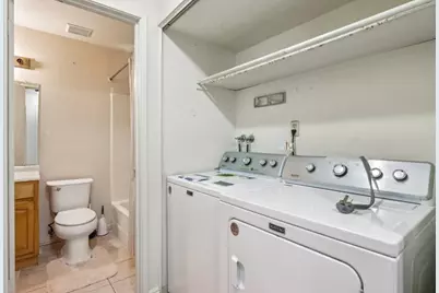 146 Damsen Dr, San Jose, CA 95116 - Photo 11