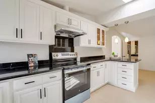 1068 Johnson Ave, San Jose, CA 95129 - Photo 17