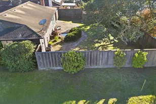 15175 Oak Hills Dr, Salinas, CA 93907 - Photo 9