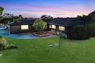 15175 Oak Hills Dr, Salinas, CA 93907 - Photo 3