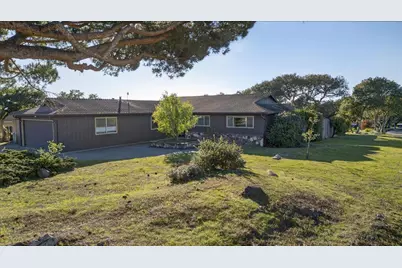 15175 Oak Hills Dr, Salinas, CA 93907 - Photo 7
