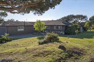 15175 Oak Hills Dr, Salinas, CA 93907 - Photo 7