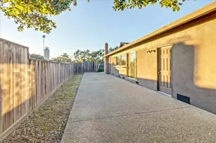 15175 Oak Hills Dr, Salinas, CA 93907 - Photo 55