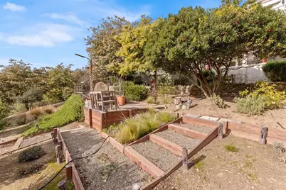 350 Merrill Rd, San Juan Bautista, CA 95045 - Photo 43