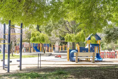 1392 Meadow Ridge Cir, San Jose, CA 95131 - Photo 37