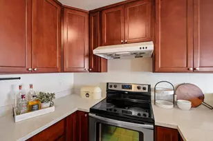 1392 Meadow Ridge Cir, San Jose, CA 95131 - Photo 17