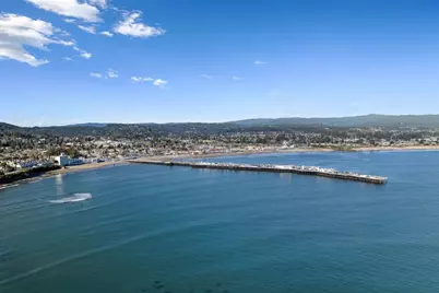 1122 W Cliff Dr, Santa Cruz, CA 95060 - Photo 53