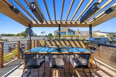 1122 W Cliff Dr, Santa Cruz, CA 95060 - Photo 11