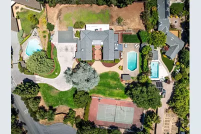 730 Mora Dr, Los Altos, CA 94024 - Photo 23