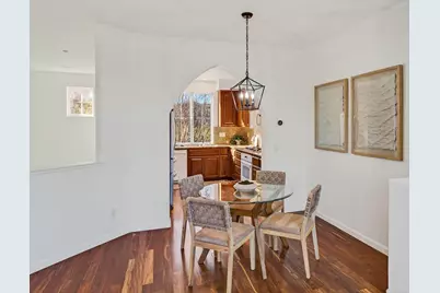 2272 Towne Cir, Mountain View, CA 94040 - Photo 11