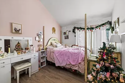 552 Walnut St, San Carlos, CA 94070 - Photo 17