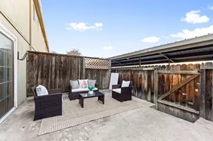 2641 Faust Ct, San Jose, CA 95121 - Photo 25