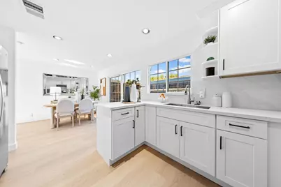 2641 Faust Ct, San Jose, CA 95121 - Photo 11