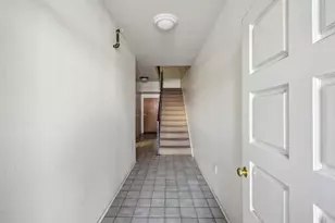 1615 Oakdale Ave, San Francisco, CA 94124 - Photo 3