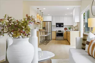 217 Heartwood Ln, Mountain View, CA 94041 - Photo 17