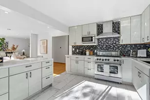 80 Dawnview Way, San Francisco, CA 94131 - Photo 11