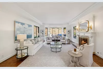 1080 Macadamia Dr, Hillsborough, CA 94010 - Photo 9