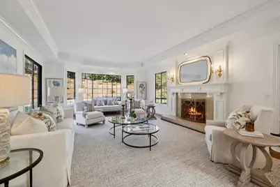 1080 Macadamia Dr, Hillsborough, CA 94010 - Photo 11