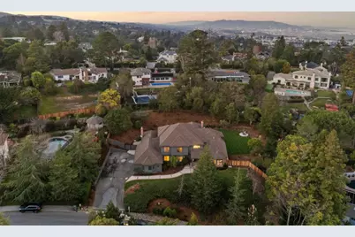 1080 Macadamia Dr, Hillsborough, CA 94010 - Photo 149