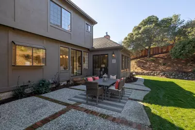 1080 Macadamia Dr, Hillsborough, CA 94010 - Photo 125