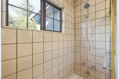 1080 Macadamia Dr, Hillsborough, CA 94010 - Photo 105