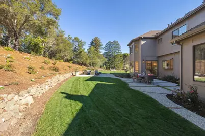 1080 Macadamia Dr, Hillsborough, CA 94010 - Photo 51