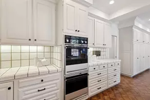 1080 Macadamia Dr, Hillsborough, CA 94010 - Photo 37