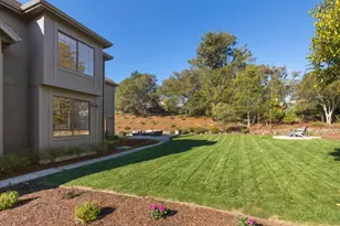 1080 Macadamia Dr, Hillsborough, CA 94010 - Photo 121