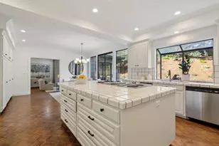 1080 Macadamia Dr, Hillsborough, CA 94010 - Photo 35