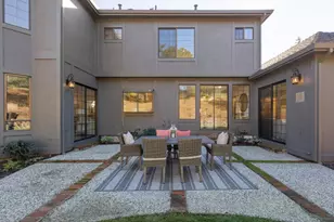 1080 Macadamia Dr, Hillsborough, CA 94010 - Photo 53