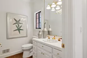 1080 Macadamia Dr, Hillsborough, CA 94010 - Photo 67