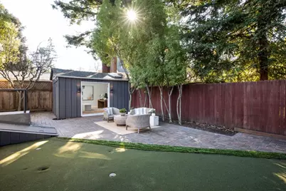 128 Middlefield Rd, Palo Alto, CA 94301 - Photo 23